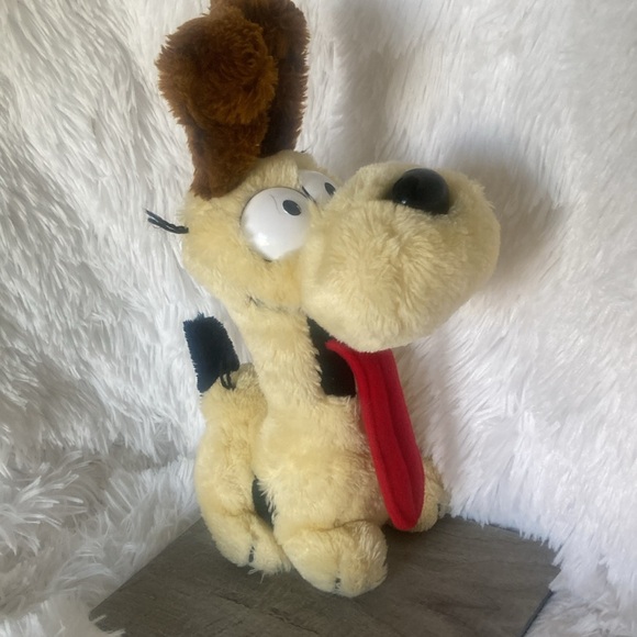 Vintage Garfield’s friend Odie Stuffed Animal - Picture 5 of 9